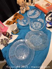 MaxSold Auction: Frosted roses serving ware, Superman and Star wars collector lanyards.  - Toronto (Ontario, Canada) SELLER MANAGED Downsizing Online Auction - Carlingview Drive