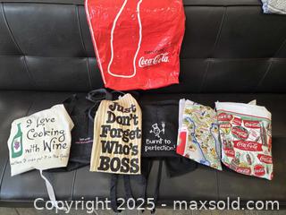 MaxSold Auction: Fun apron collection - Toronto (Ontario, Canada) SELLER MANAGED Downsizing Online Auction - Carlingview Drive
