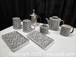 MaxSold Auction: Modern ceramic coffee / tea and snack lot. - Toronto (Ontario, Canada) SELLER MANAGED Downsizing Online Auction - Carlingview Drive