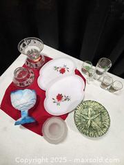 MaxSold Auction: Moon and stars glassware collection  - Toronto (Ontario, Canada) SELLER MANAGED Downsizing Online Auction - Carlingview Drive