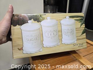 MaxSold Auction: New canister gift set, vegetable baskets &#38; more  - Toronto (Ontario, Canada) SELLER MANAGED Downsizing Online Auction - Carlingview Drive