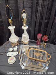 MaxSold Auction: Vintage trays, lamps and ceramics - Toronto (Ontario, Canada) SELLER MANAGED Downsizing Online Auction - Carlingview Drive