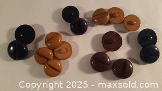 MaxSold Auction: 16 Coat Button Black Brown Tan Misc 22 x 6mm - Toronto (Ontario, Canada) SELLER MANAGED Downsizing Online Auction - Junction Road 