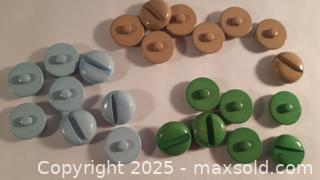 MaxSold Auction: 23 Coat Buttons Light Blue Mint Green Grey 22 x 6mm - Toronto (Ontario, Canada) SELLER MANAGED Downsizing Online Auction - Junction Road 