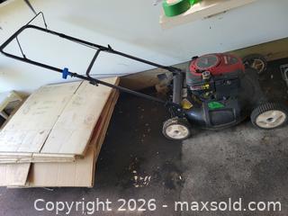 MaxSold Auction: Craftsman 21-inch Push Lawn Mower, Gasoline - Ottawa (Ontario, Canada) PARTNER MANAGED Estate Online Auction - Thorncliff Place