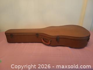 MaxSold Auction: Gibson C-5 Classical Nylon-String Guitar, Full Size - Ottawa (Ontario, Canada) PARTNER MANAGED Estate Online Auction - Thorncliff Place