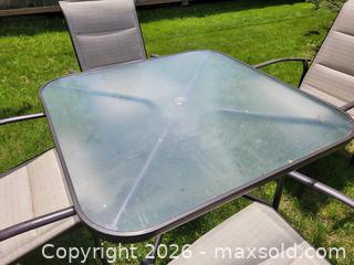MaxSold Auction: Outdoor Patio Dining Set, Square Table with 4 Chairs - Ottawa (Ontario, Canada) PARTNER MANAGED Estate Online Auction - Thorncliff Place