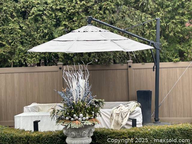 Bids Gallery Bid Gallery | Toronto (Ontario, Canada) PARTNER MANAGED Estate Sale ...