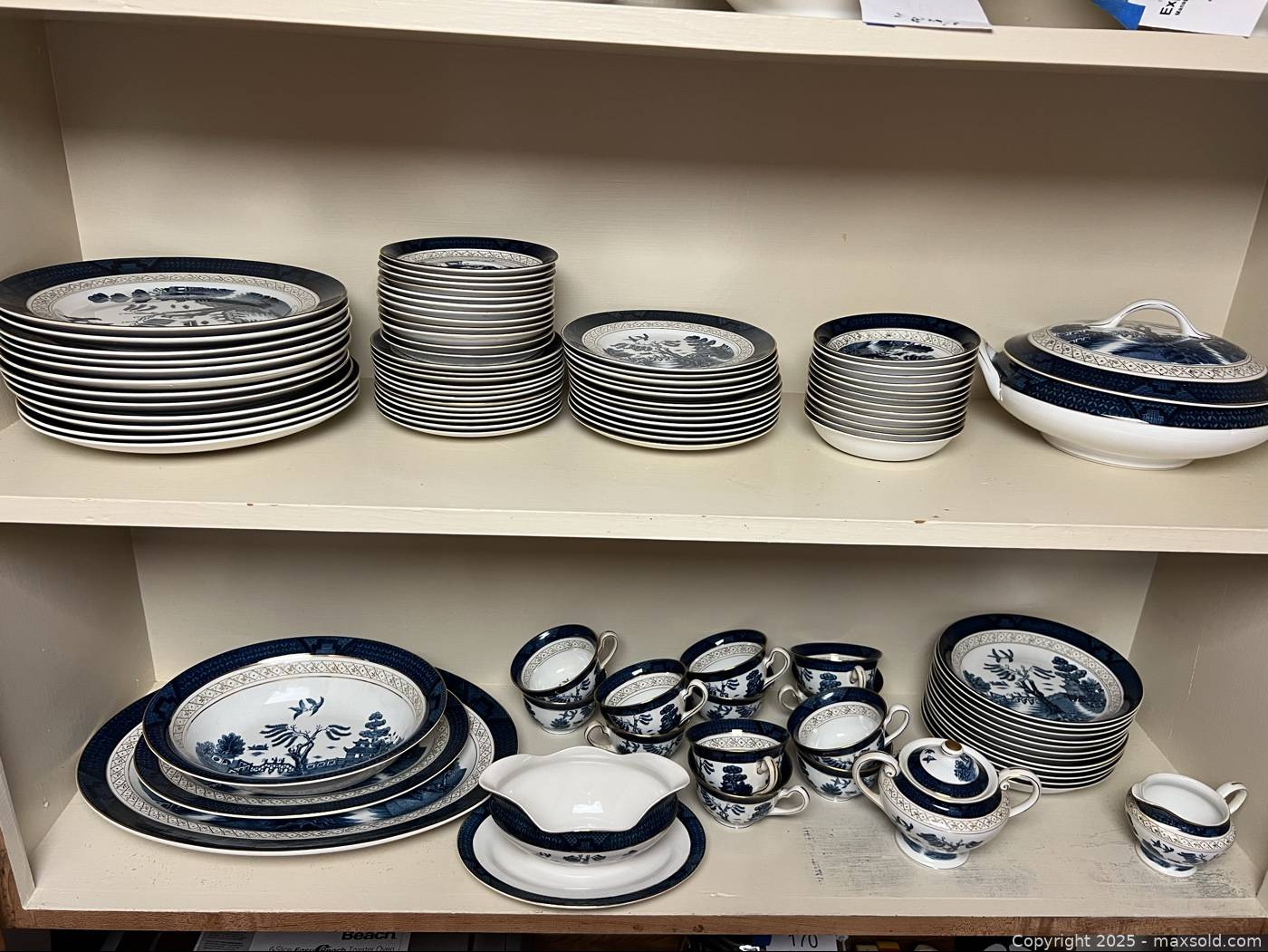 Bid Gallery | Oxnard (California, USA) PARTNER MANAGED Estate Sale ...