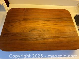 MaxSold Auction: MCM Kalmar TEAK Rectangular Lazy Susan - Toronto (Ontario, Canada) SELLER MANAGED Downsizing Online Auction - Lamb Avenue