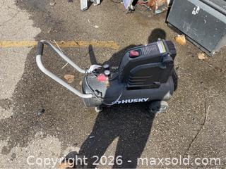 MaxSold Auction: Compressor - Hamilton (Ontario, Canada) SELLER MANAGED Reseller Online Auction - Beach Road