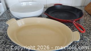 MaxSold Auction: Enameled Cast Iron and Serving Bowl - Ottawa (Ontario, Canada) SELLER MANAGED Estate Sale Online Auction - Landry Street (CONDO)                  