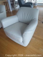 MaxSold Auction: Leather Tub Swivel Armchair Natuzzi B - Ottawa (Ontario, Canada) SELLER MANAGED Estate Sale Online Auction - Landry Street (CONDO)                  
