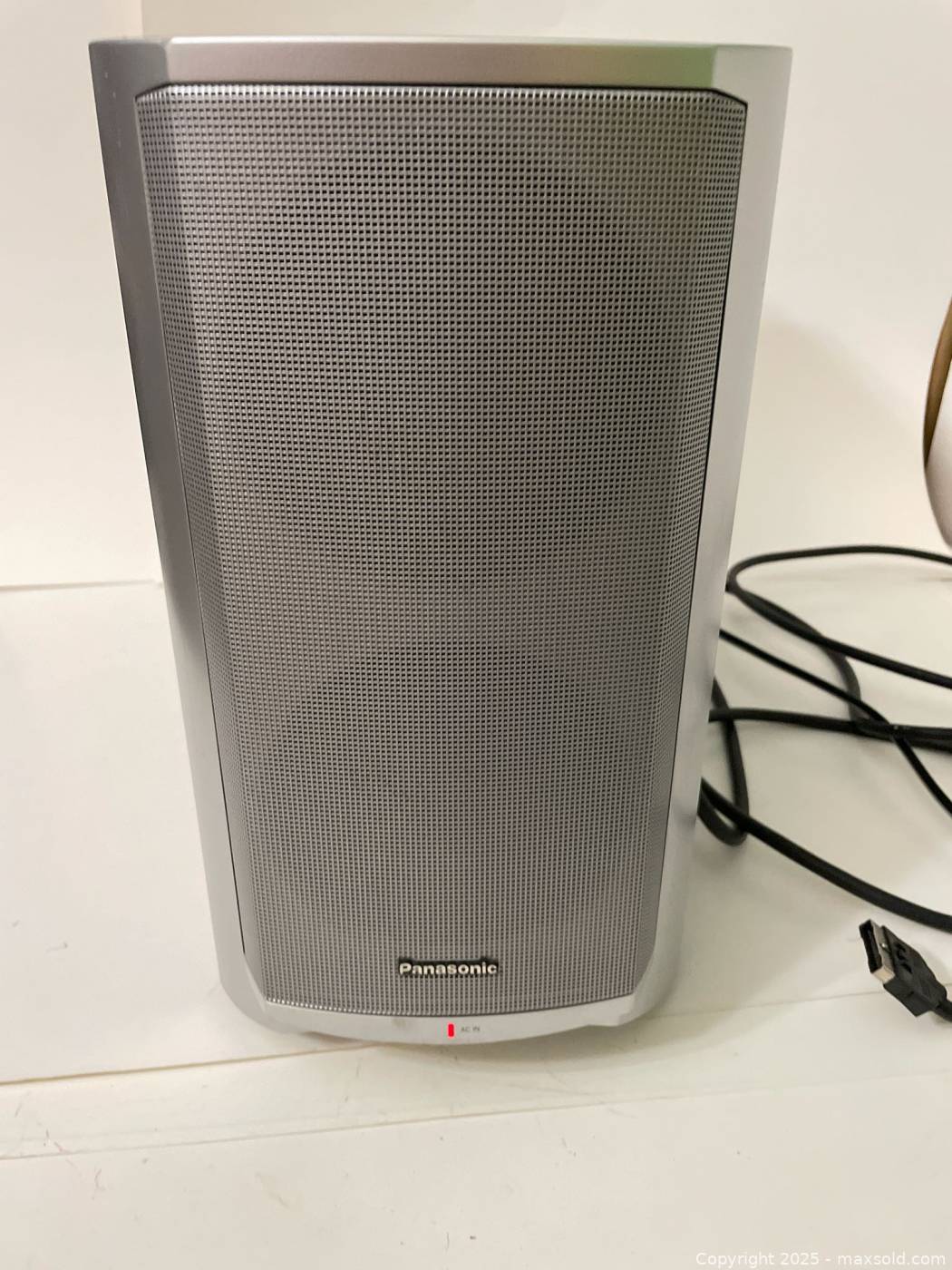 Panasonic SB-WA730 Active Subwoofer | Maxsold