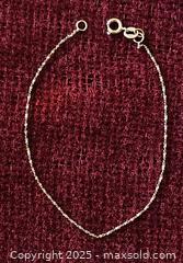 MaxSold Auction: 10K GOLD BRACELET. - Victoria (British Columbia, Canada) SELLER MANAGED Downsizing Online Auction - Fair Street