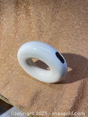 MaxSold Auction: Circle Vase - Victoria (British Columbia, Canada) SELLER MANAGED Downsizing Online Auction - Fair Street