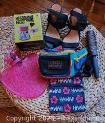 MaxSold Auction: FUN, MIXED LOT. - Victoria (British Columbia, Canada) SELLER MANAGED Downsizing Online Auction - Fair Street