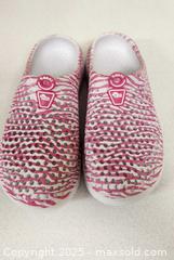 MaxSold Auction: KAUAI WATER SHOES - Victoria (British Columbia, Canada) SELLER MANAGED Downsizing Online Auction - Fair Street