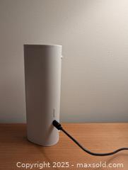 MaxSold Auction: Sonos Roam Bluetooth speaker - Victoria (British Columbia, Canada) SELLER MANAGED Downsizing Online Auction - Fair Street