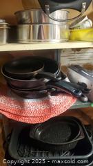 MaxSold Auction: Lot of 20+ Kitchen Cookware &#38; Utensils B - Ottawa (Ontario, Canada) PARTNER MANAGED Downsizing Online Auction - Garfield Avenue