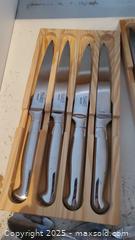 MaxSold Auction: Mixed Kitchen Cutting Utensil Set and Loose Utensils (Lot) A - Ottawa (Ontario, Canada) PARTNER MANAGED Downsizing Online Auction - Garfield Avenue