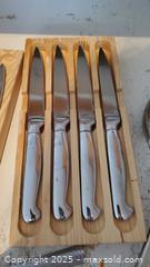 MaxSold Auction: Mixed Kitchen Cutting Utensil Set and Loose Utensils (Lot) A - Ottawa (Ontario, Canada) PARTNER MANAGED Downsizing Online Auction - Garfield Avenue