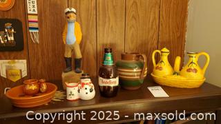 MaxSold Auction: Mixed Lot Vintage Ceramic Kitchenware &#38; Decorative Figurines B - Ottawa (Ontario, Canada) PARTNER MANAGED Downsizing Online Auction - Garfield Avenue