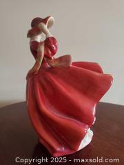 MaxSold Auction: Royal Doulton &#39;Top O&#39; The Hill&#39; Bone China Figurine A - Ottawa (Ontario, Canada) PARTNER MANAGED Downsizing Online Auction - Garfield Avenue