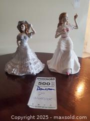 MaxSold Auction: Royal Worcester and Royal Doulton A - Ottawa (Ontario, Canada) PARTNER MANAGED Downsizing Online Auction - Garfield Avenue