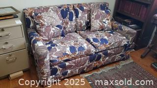 MaxSold Auction: Simmons Loveseat Hide-a-Bed C - Ottawa (Ontario, Canada) PARTNER MANAGED Downsizing Online Auction - Garfield Avenue