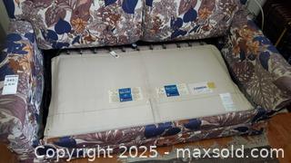 MaxSold Auction: Simmons Loveseat Hide-a-Bed C - Ottawa (Ontario, Canada) PARTNER MANAGED Downsizing Online Auction - Garfield Avenue