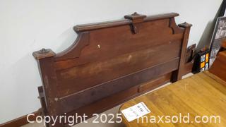 MaxSold Auction: Solid Wood Dark Brown Bed Frame Set, Full/Double C - Ottawa (Ontario, Canada) PARTNER MANAGED Downsizing Online Auction - Garfield Avenue