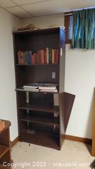 MaxSold Auction: Tall 5-Shelf Bookcase, Dark Brown Laminate C - Ottawa (Ontario, Canada) PARTNER MANAGED Downsizing Online Auction - Garfield Avenue