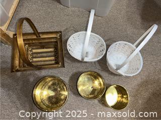 MaxSold Auction: Decorative Baskets &#38; Containers - Southeast Crossing (Colorado, USA) PARTNER MANAGED Estate Sale Online Auction - East Baltic Circle