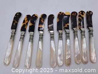 MaxSold Auction: Set of 10 Antique Butter Cutting Utensils - Burnside (British Columbia, Canada) PARTNER MANAGED Estate Sale Online Auction - Hillside Avenue