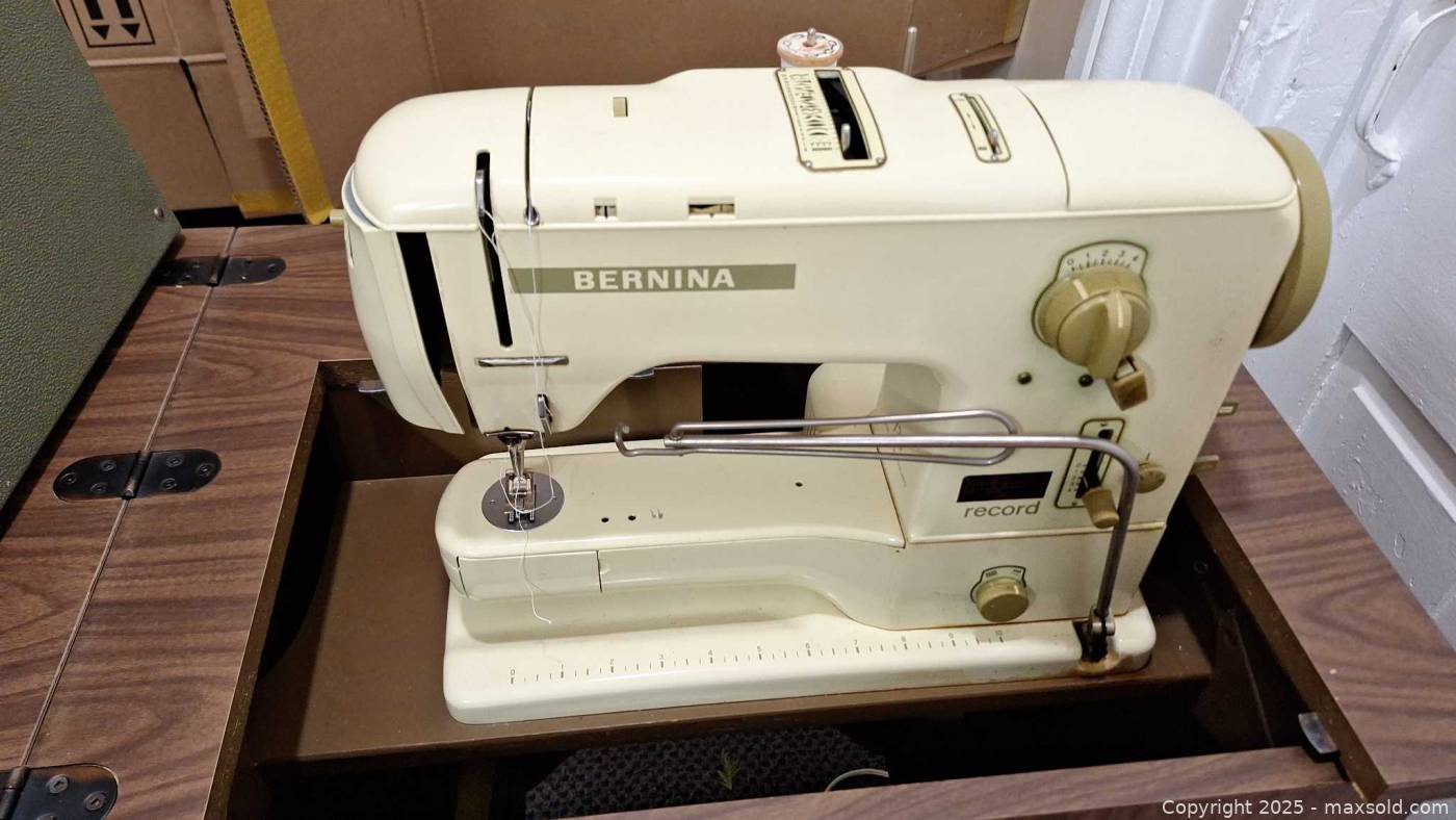 Bernina Sewing Machine with Cabinet, Bench and Travel Case | Newburgh ...