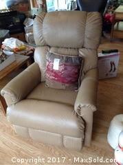 Lay Z Boy Leather Recliner